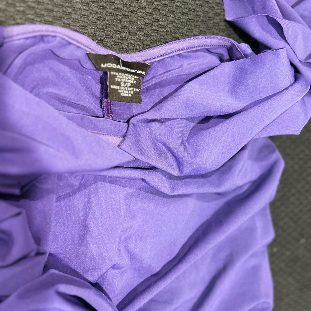 Victorias Secret- multiway Moda International Vibrant Purple Gown